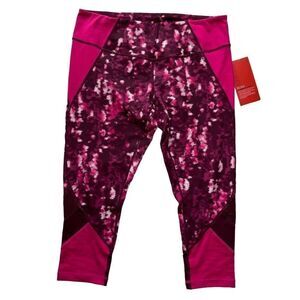 Zella Slim Fit Capri Legging - Women’s L